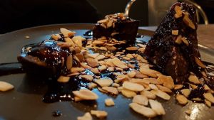 Vegan chocolate bar at Verde Sazon in Santiago