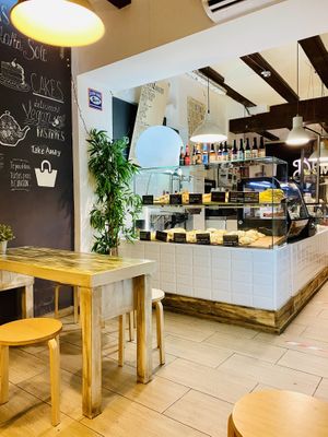 Interior  at Dempanadas in Valencia