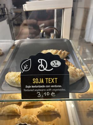  #Veganuary at Dempanadas in Valencia