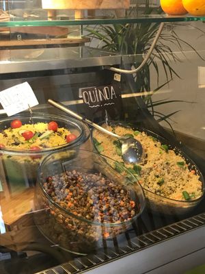 Cold salads at Dempanadas in Valencia