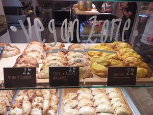 Vegan menu at Dempanadas in Valencia