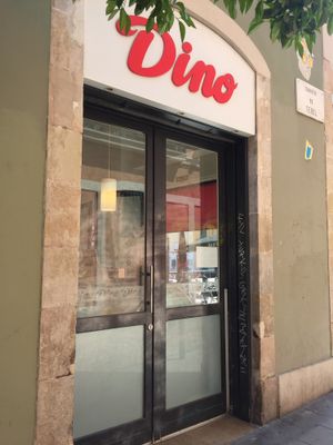 Side at Dino Gelateria Italiana in Barcelona