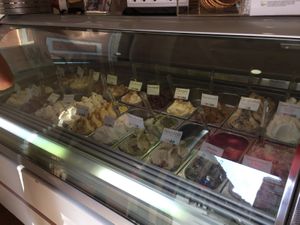 Options  at Dino Gelateria Italiana in Barcelona
