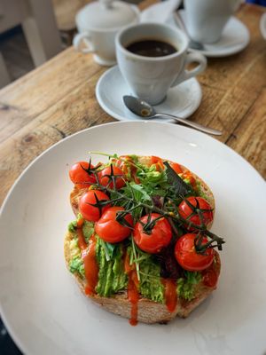 Smashed Avocado on soda bread at Habitat Cafe in Aberfeldy