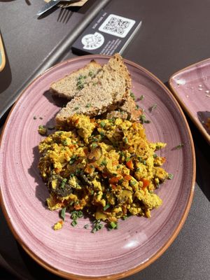 Excellent scambled tofu  at Beetnut in Zurich