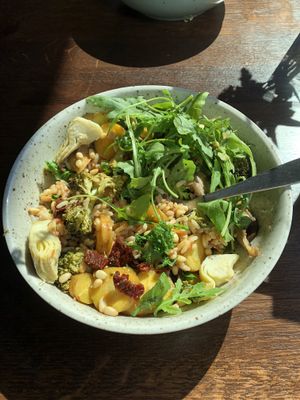 Seasonal Bowl at Beetnut in Zurich