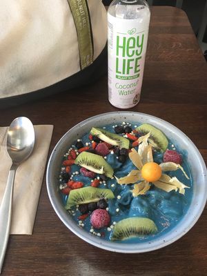 I am obsessed with this aloha blue smoothie bowl!  at Beetnut in Zurich