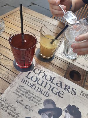 Drinks at Scholars Lounge Irish Pub in Rome