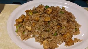 Tofu fried rice VERY GOOD at Noodle in College Park