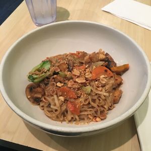 Thai Peanut Noodle at Noodle in College Park