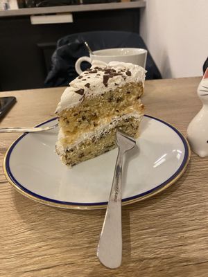 Strachiatella cake  at Katzencafe Miezhaus in Bielefeld