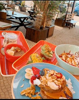 Vegan brunch on Saturdays at Raizes in Quarteira