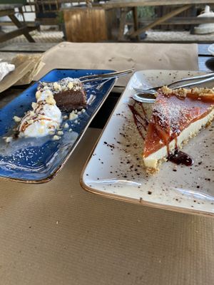 Brownie and cheesecake   at Raizes in Quarteira