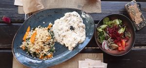 Tofu with cream + rice with vegetables at Raizes in Quarteira