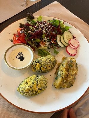 Croquettes with mashed sweet potatoes   at Raizes in Quarteira