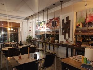 Inside at Raizes in Quarteira