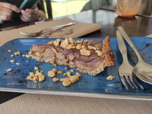 Snickers desert at Raizes in Quarteira