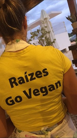 🌱💚🌱 at Raizes in Quarteira