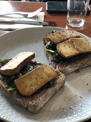 Mushroom toast with smoked tofu! Really good at GiG - Green is Good in Ericeira