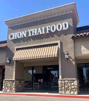 Store front at Chon Thai Food in Chandler