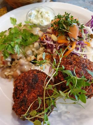 Beautiful to look at and lovely taste, might be a tad little tzatziki for my taste. Would like to try the other dishes though! at Atlas Bar in Copenhagen