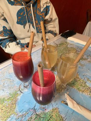 Juices and elderflower drink at Atlas Bar in Copenhagen