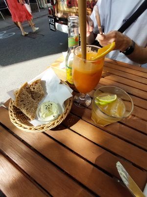 Bread with vegan garlic butter at Atlas Bar in Copenhagen