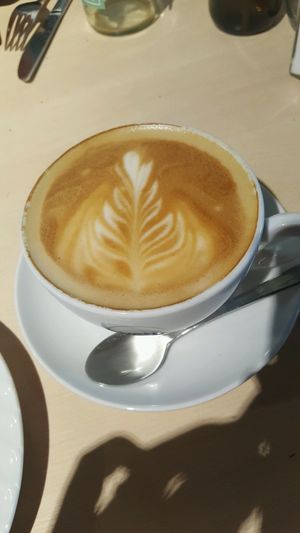 cappuccino mit hafermilch at Café Heimisch in Cologne