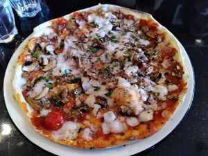 Pizza funghi al bosco (November 2022) at Pizza Express - River House in York