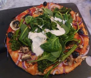Leggera Vegan Giardiniera:
Artichoke, mushroom, red onion, and black olives, with vegan mozzarella alternative and parsley at Pizza Express - Trafford Centre in Manchester