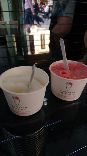 Lemon sorbet (baby size), strawberry sorbet (small) at Cremeria Milano in Istanbul
