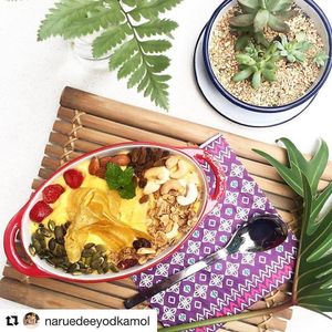 Afternoon Delight (Mango, Pineapple, Yogurt Ice-cream)or your choice to liquid at Snooze in Chiang Mai