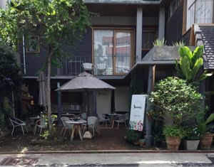 street front at Snooze in Chiang Mai