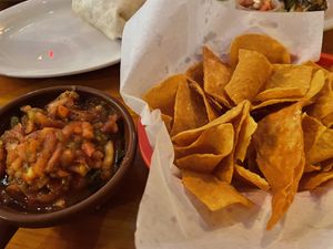 Flour and corn chips with fresh salsa  at Polli's in Makawao