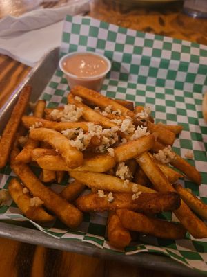 Garlic fries at Harp and Hound in Ogden
