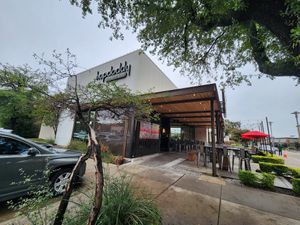  at Hopdoddy Burger Bar - Belt Line in Dallas