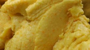 Carrot ice cream at Cosi Duci Gelateria Siciliana in Barcelona