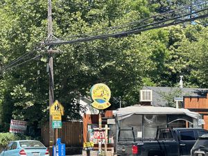 Out front  at Fudenjuce in Nevada City