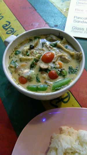 delicious thai green veggie curry w/tofu at Big Mama's in Bangkok