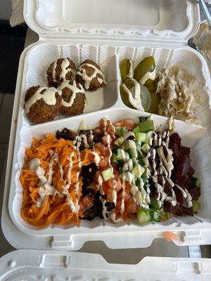 Falafel plate. Comes with 3 mini pita breads. at FalafaLafa in Brooklyn