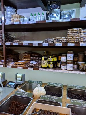 Molasses, dried fruits, nut butters at Casa Perris in Barcelona