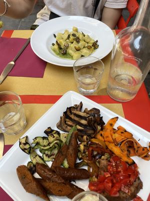 Vegan gnocchi and grilled vegetables with seitan sausages 😋 at Soul Kitchen in Genoa