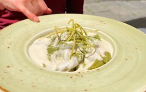 Chicory tagliatelle with vegan cheese fondue and crispy seitan - delicious! at Soul Kitchen in Genoa