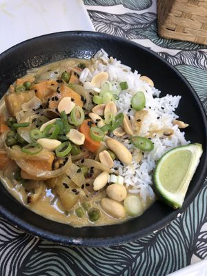 Curry at Om in Girona