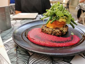 Vegan burger at Om in Girona