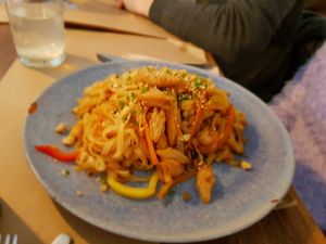 Pad Thai at Om in Girona