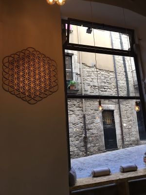 flor de la vida at Om in Girona