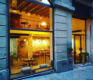 restaurant at Om in Girona