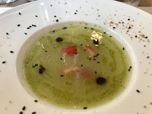 Sopa de meló i menta at Om in Girona