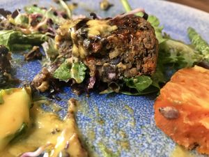 V-Burger at Om in Girona